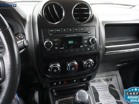 Used 2015 Jeep Patriot High Altitude AWD/4WD image 30