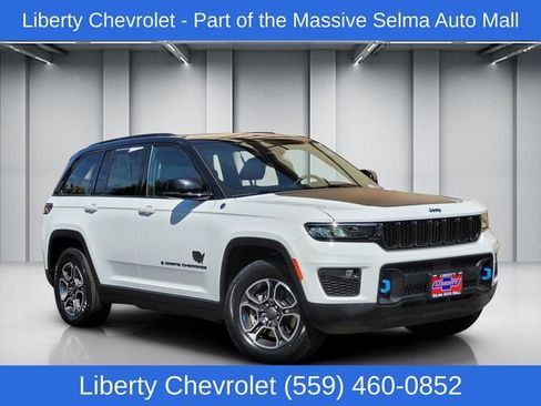 Used 2023 Jeep Grand Cherokee Trailhawk AWD/4WD image 1