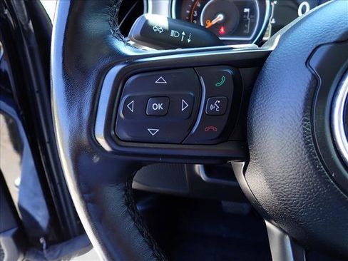 Used 2021 Jeep Gladiator Sport AWD/4WD image 14