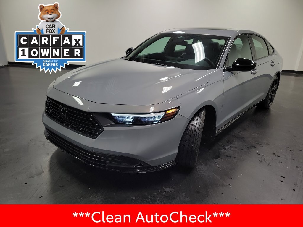 Used 2025 Honda Accord Sport image 4