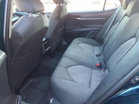 Used 2021 Toyota Camry LE image 17