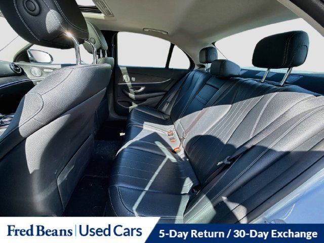 Used 2017 Mercedes-Benz E 300 4MATIC image 32