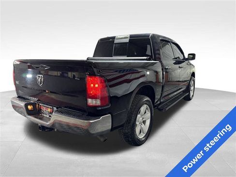 Used 2018 RAM 1500 Classic SLT image 4