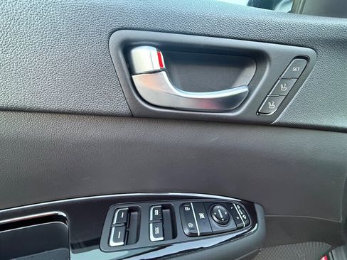 Used 2018 Kia Optima SX w/ Technology Package FWD image 23