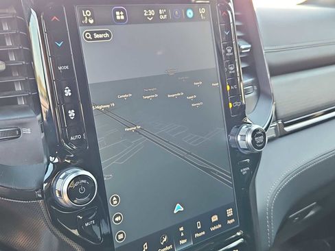 Used 2023 RAM 1500 Limited image 28