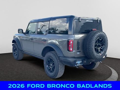 New 2026 Ford Bronco Badlands w/ Black Appearance Package AWD/4WD image 3