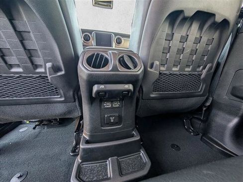 Used 2022 Jeep Wrangler Unlimited Rubicon 4xe w/ Steel Bumper Group AWD/4WD image 27