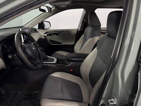 Used 2023 Toyota RAV4 XLE w/ Convenience Package image 14