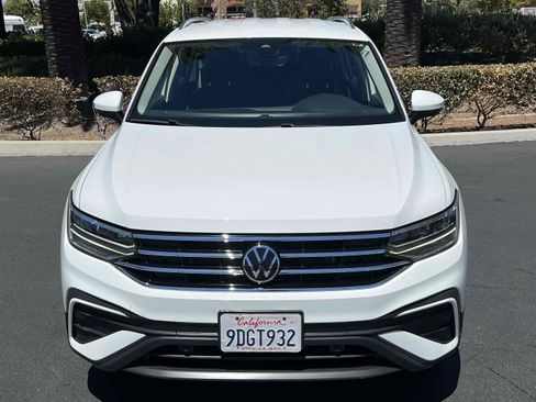Used 2022 Volkswagen Tiguan SE FWD image 44