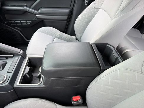 Used 2025 Toyota Tacoma SR5 RWD image 13