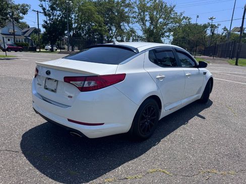 Used 2013 Kia Optima LX FWD image 7