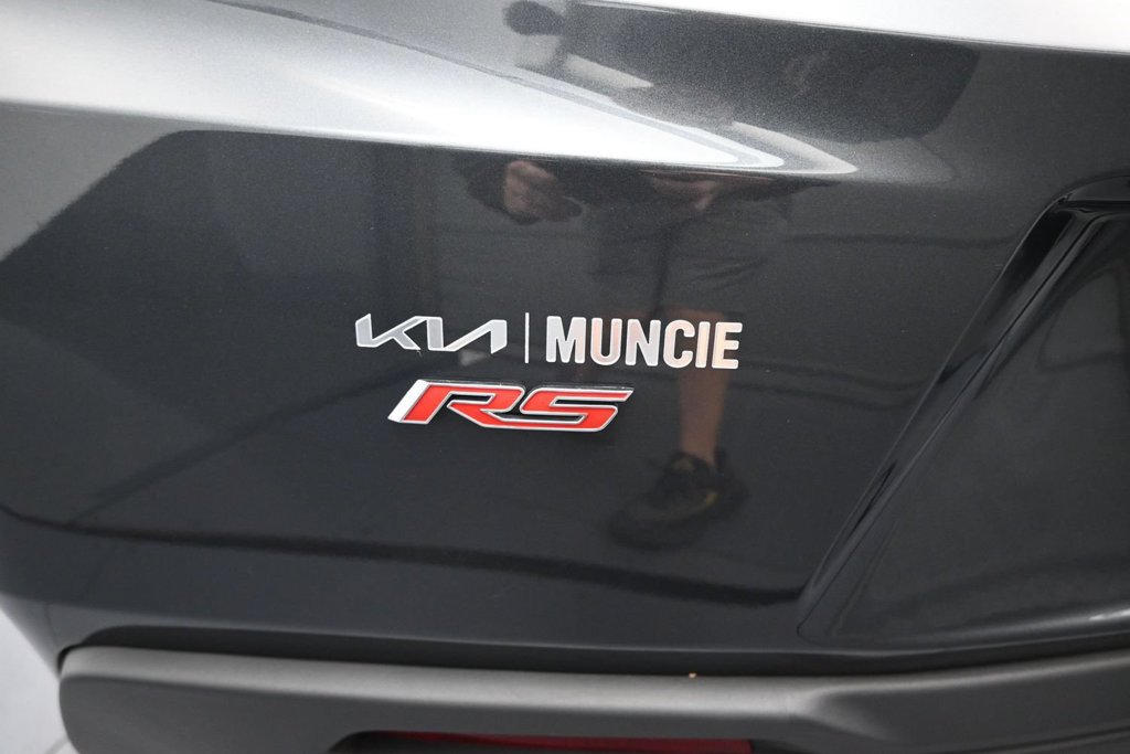 Used 2017 Chevrolet Camaro LT w/ RS Package RWD image 10