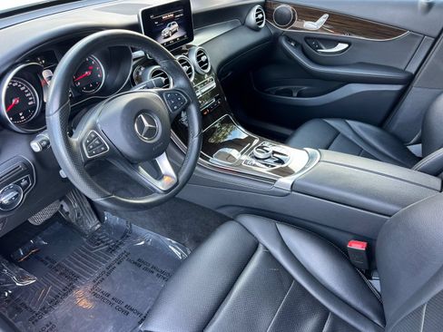 Used 2018 Mercedes-Benz GLC 300 image 9