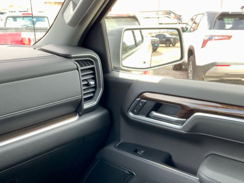 New 2026 GMC Sierra 1500 Elevation image 54