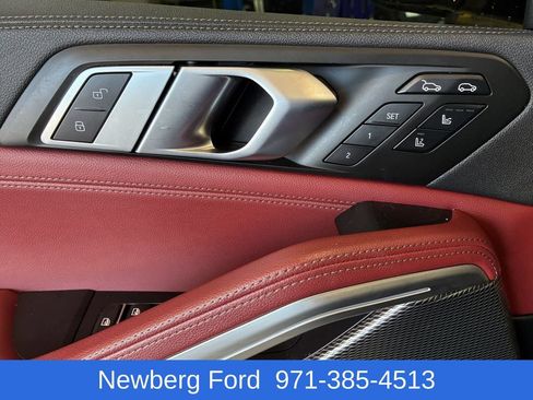 Used 2022 BMW X6 xDrive40i w/ Executive Package AWD/4WD image 11