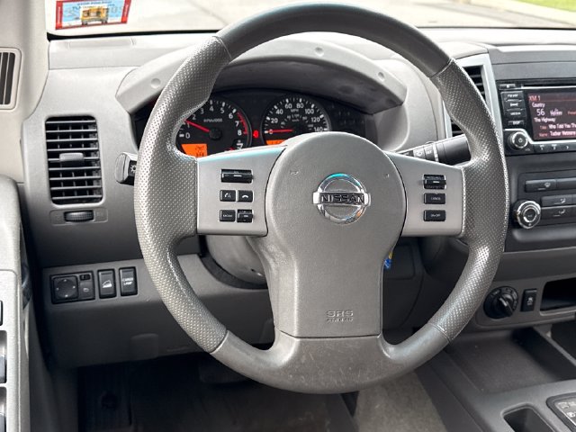 Used 2016 Nissan Frontier SV AWD/4WD image 23