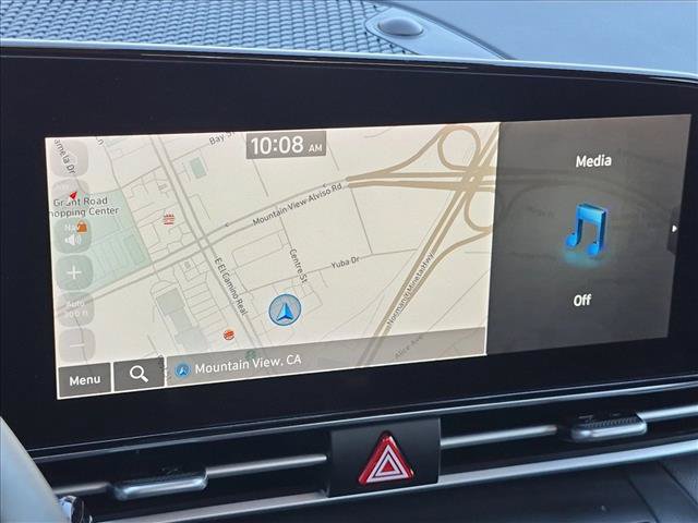 Used 2023 Hyundai Elantra SEL w/ Convenience Package FWD image 13