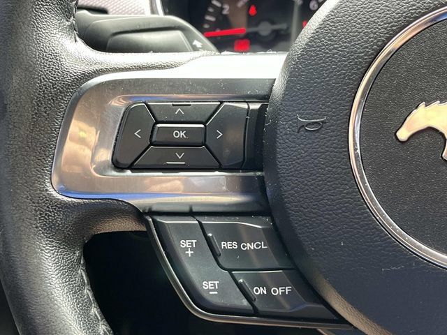 Used 2017 Ford Mustang Coupe RWD image 21