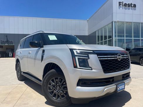Certified 2026 Nissan Armada SV RWD image 1