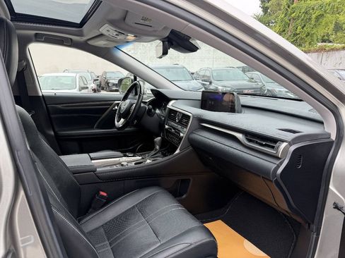 Used 2018 Lexus RX 450hL Luxury w/ Accessory Package AWD/4WD image 13
