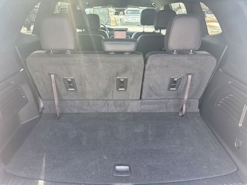 Used 2025 GMC Acadia Elevation w/ Elevation Premium Package image 28