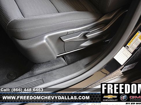 Used 2026 Chevrolet Equinox LT FWD image 31