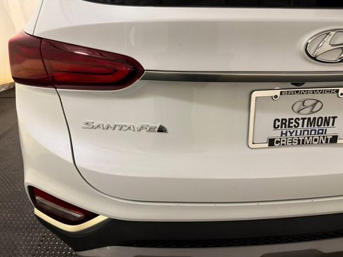 Used 2019 Hyundai Santa Fe SE image 9