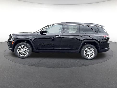 New 2025 Jeep Grand Cherokee L Laredo w/ Luxury Tech Group I AWD/4WD image 2