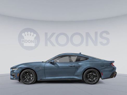 Used 2025 Ford Mustang GT Premium RWD image 4