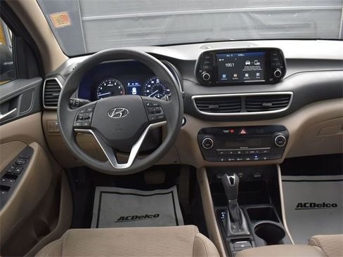 Used 2019 Hyundai Tucson SEL image 18