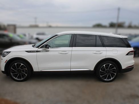 Used 2021 Lincoln Aviator Reserve w/ Equipment Group 201A image 15