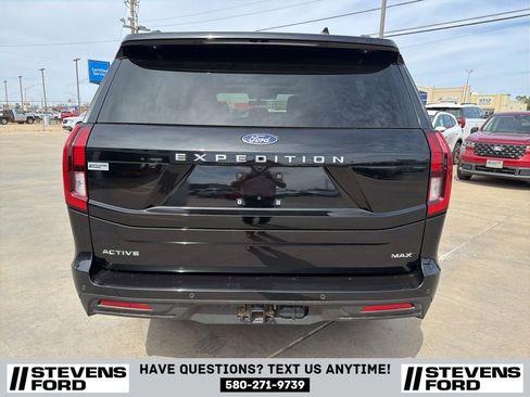Used 2025 Ford Expedition Max Active RWD image 10