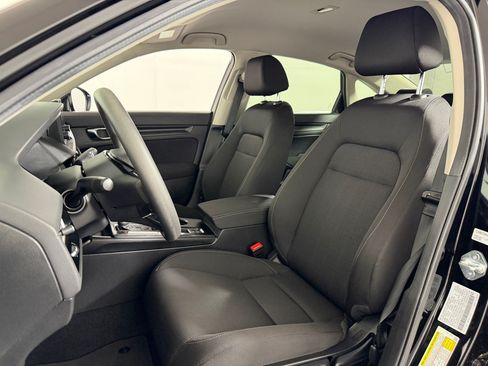 Used 2025 Honda Civic LX image 4