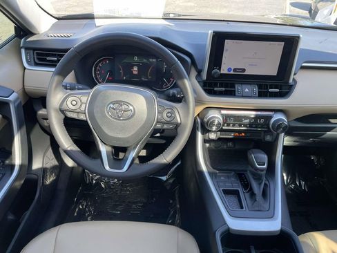 Used 2025 Toyota RAV4 XLE Premium image 25