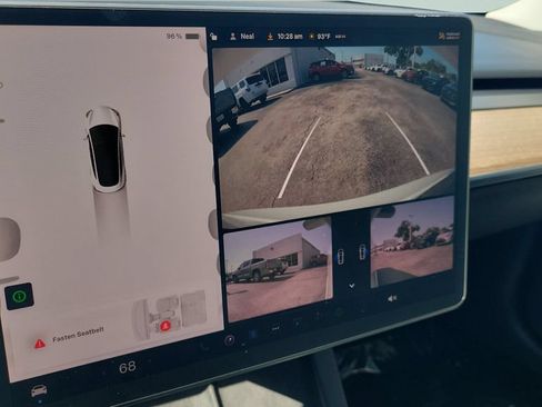 Used 2023 Tesla Model 3 Standard Range RWD image 18