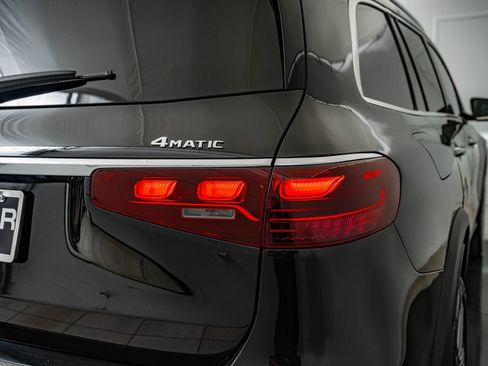 Certified 2024 Mercedes-Benz GLS 450 4MATIC image 15