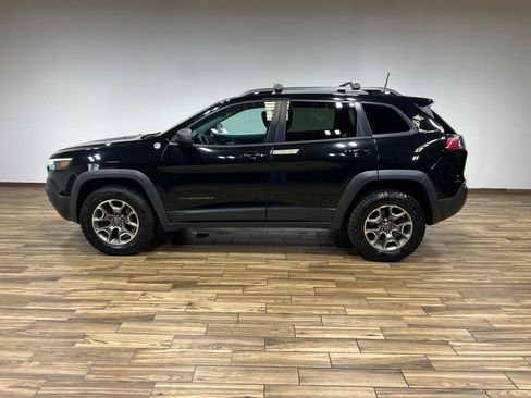 Used 2020 Jeep Cherokee Trailhawk w/ Cold Weather Group AWD/4WD image 41