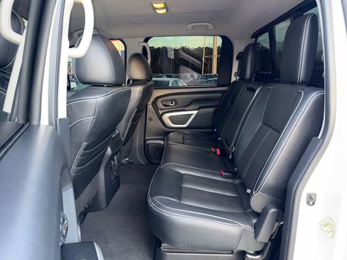 Used 2018 Nissan Titan PRO-4X w/ Pro-4x Convenience Package image 26