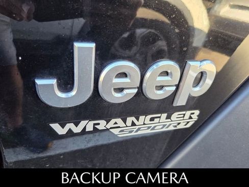 Used 2019 Jeep Wrangler Sport image 6