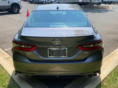 Used 2021 Toyota Camry SE FWD image 30