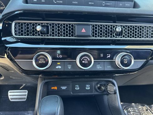 Certified 2025 Honda Civic Sport image 22