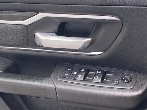 Used 2019 RAM 1500 Big Horn AWD/4WD image 25