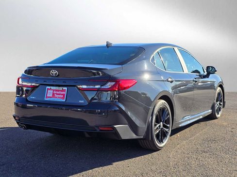 Certified 2026 Toyota Camry SE FWD image 3