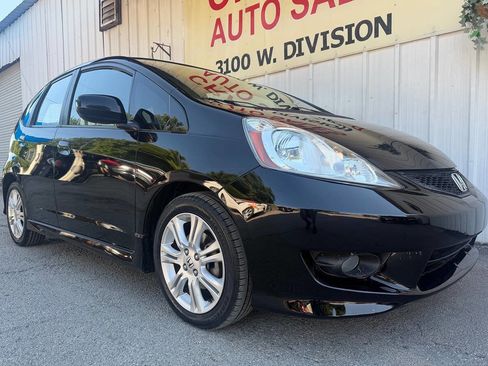 Used 2010 Honda Fit Sport image 2