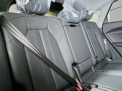 New 2025 Audi Q5 Premium Plus image 27