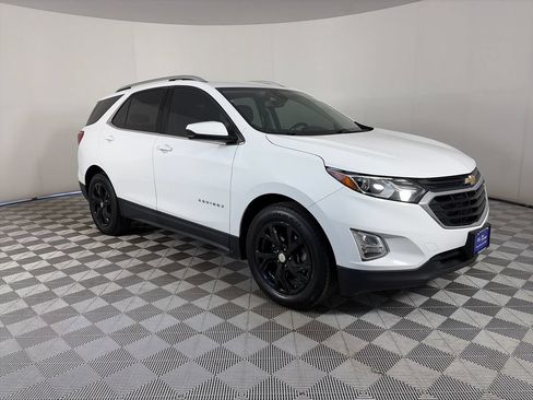 Used 2020 Chevrolet Equinox LT FWD image 1