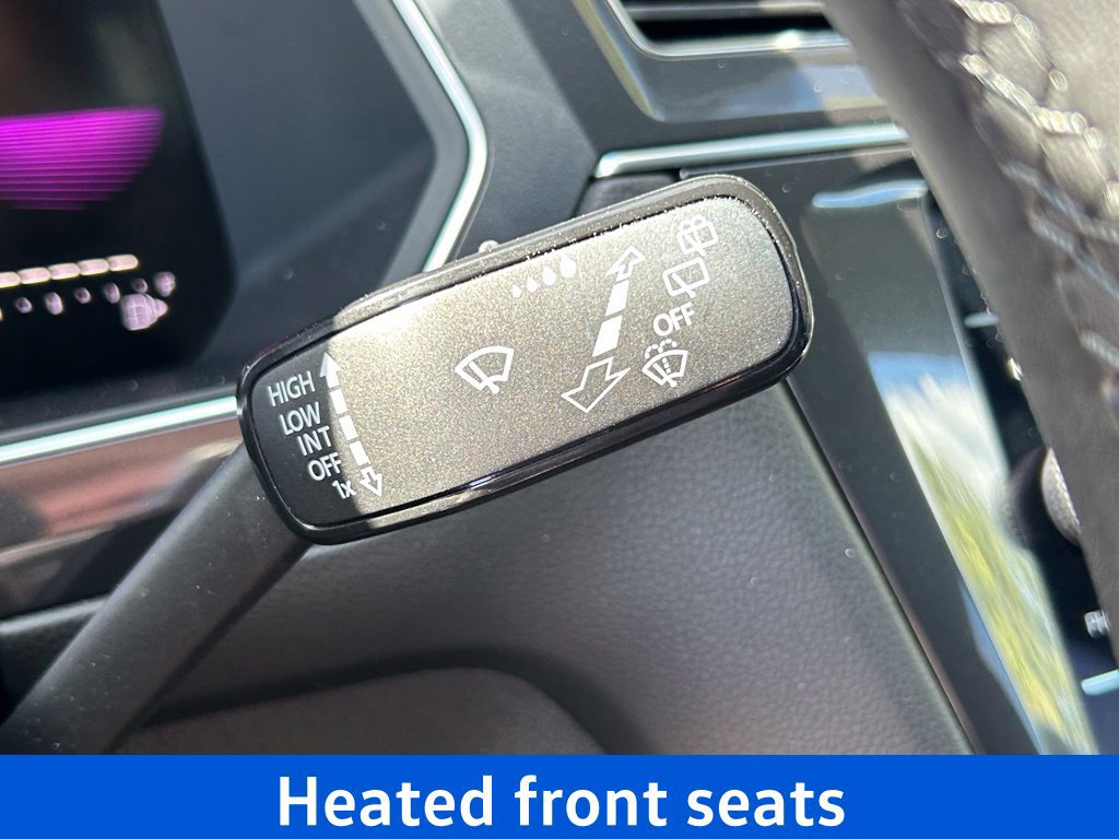 Certified 2023 Volkswagen Tiguan SE R-Line FWD image 25