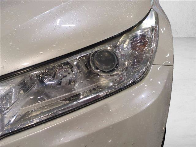 Used 2017 Toyota Highlander XLE FWD image 9