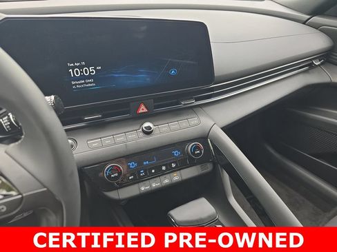 Certified 2025 Hyundai Elantra SEL FWD image 20