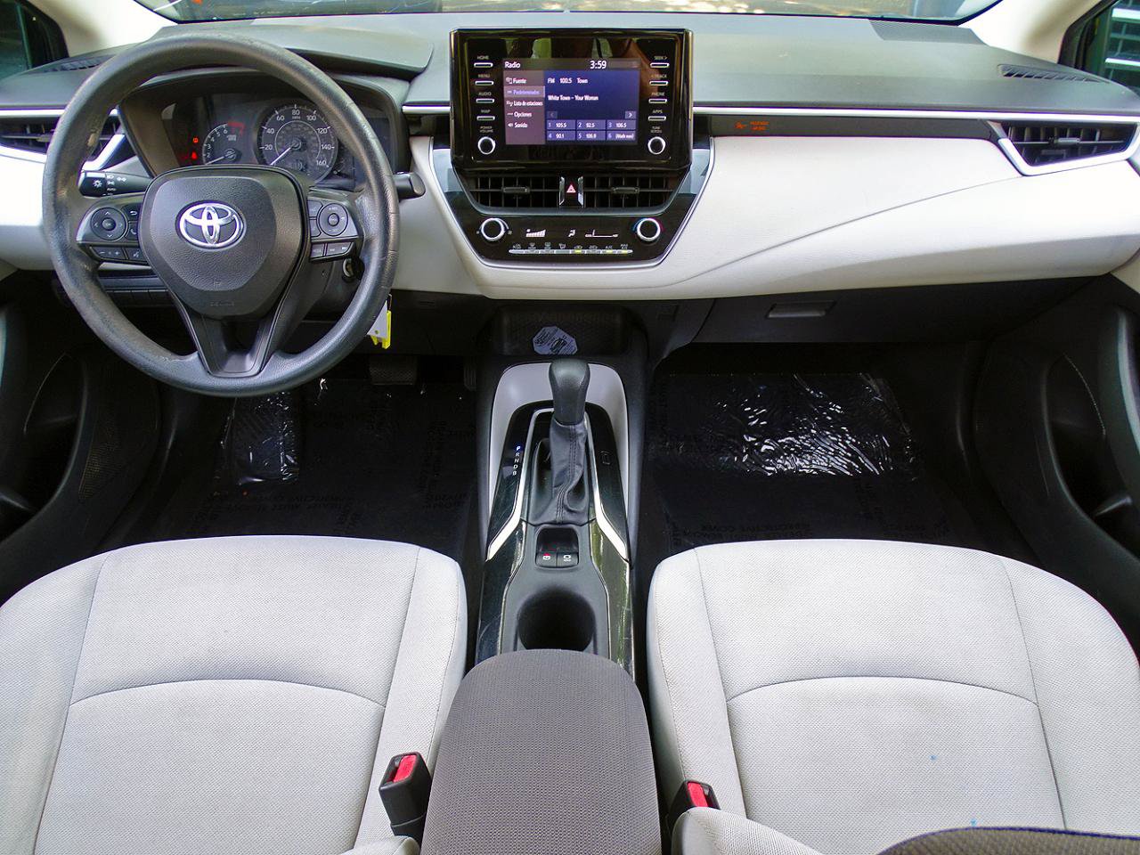Used 2020 Toyota Corolla L FWD image 21